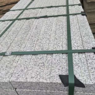 赤峰 白麻花岗岩直行盲道石，盲条，地铺石