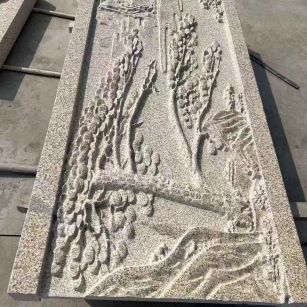 赤峰 黄金麻雕刻板浮雕迎客松