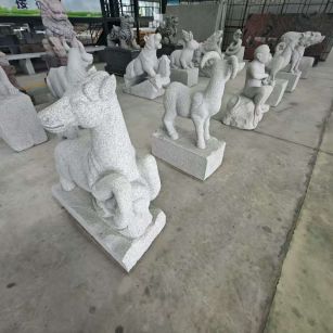 赤峰 芝麻白花岗岩造型立体雕刻——十二生肖