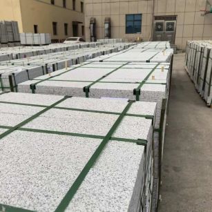 赤峰 白麻花岗岩5.0公分荔枝面地铺石