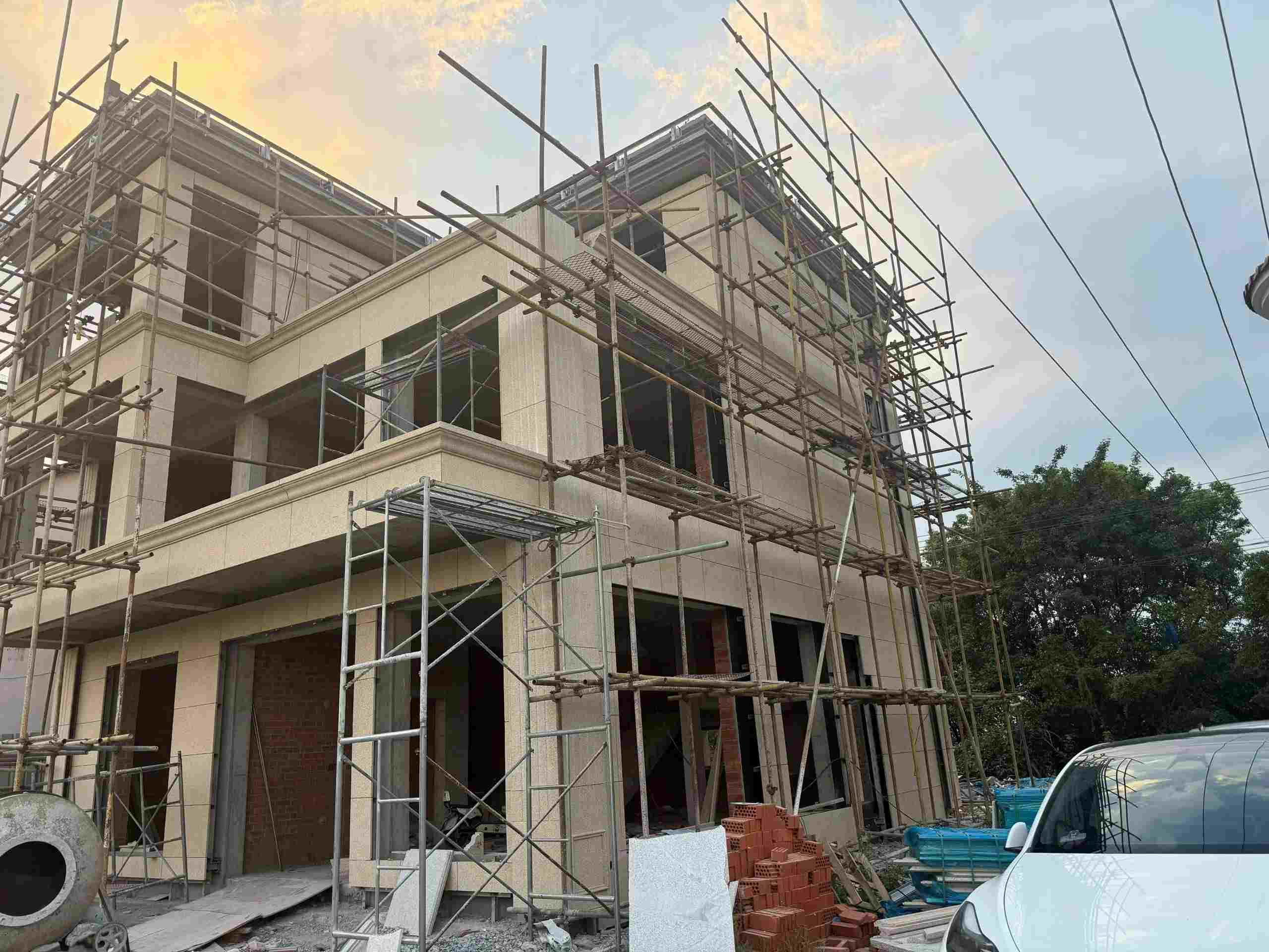 赤峰 黄金麻荔枝面花岗岩外墙干挂