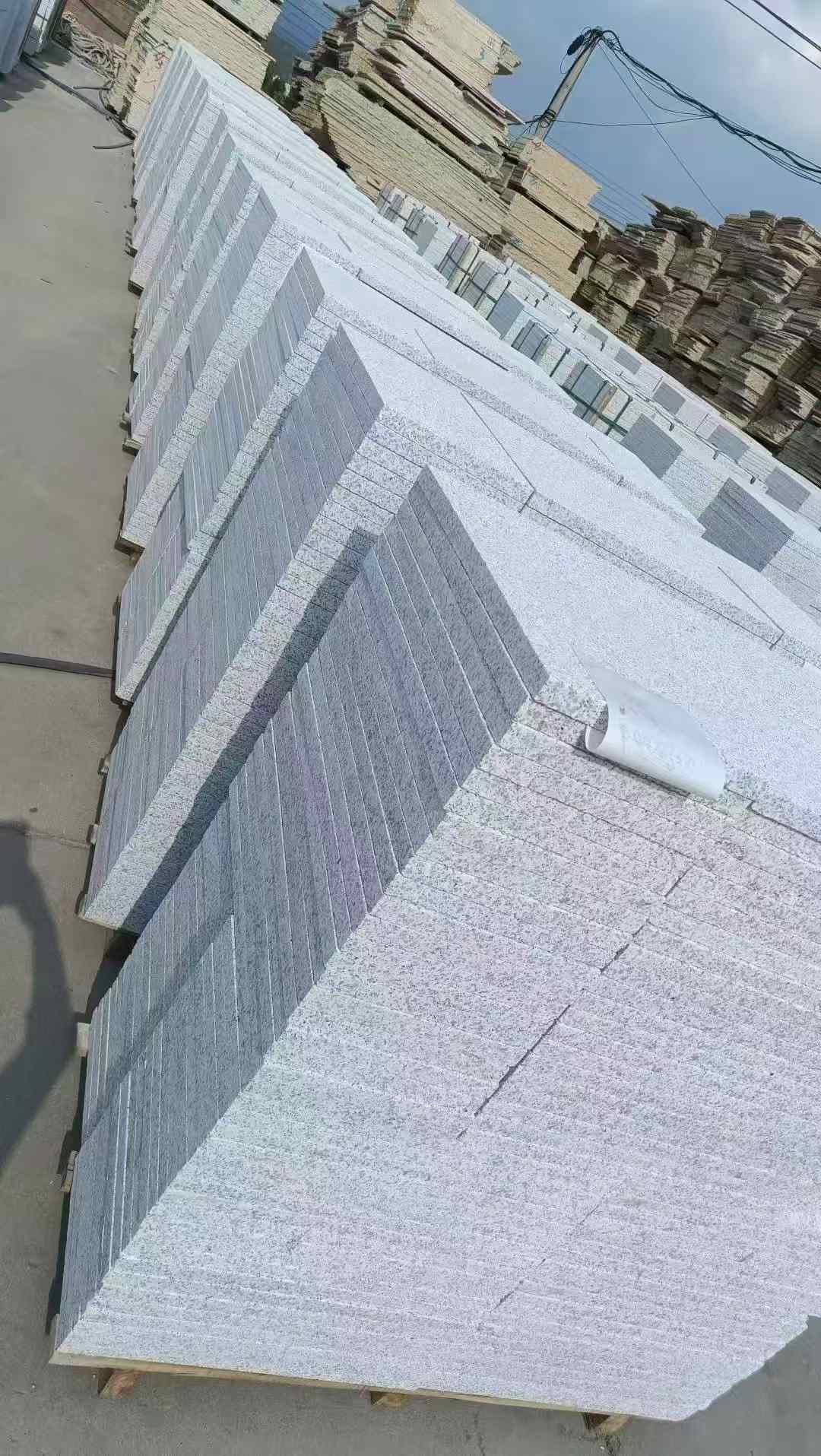 赤峰 白麻荔枝面花岗岩地铺石