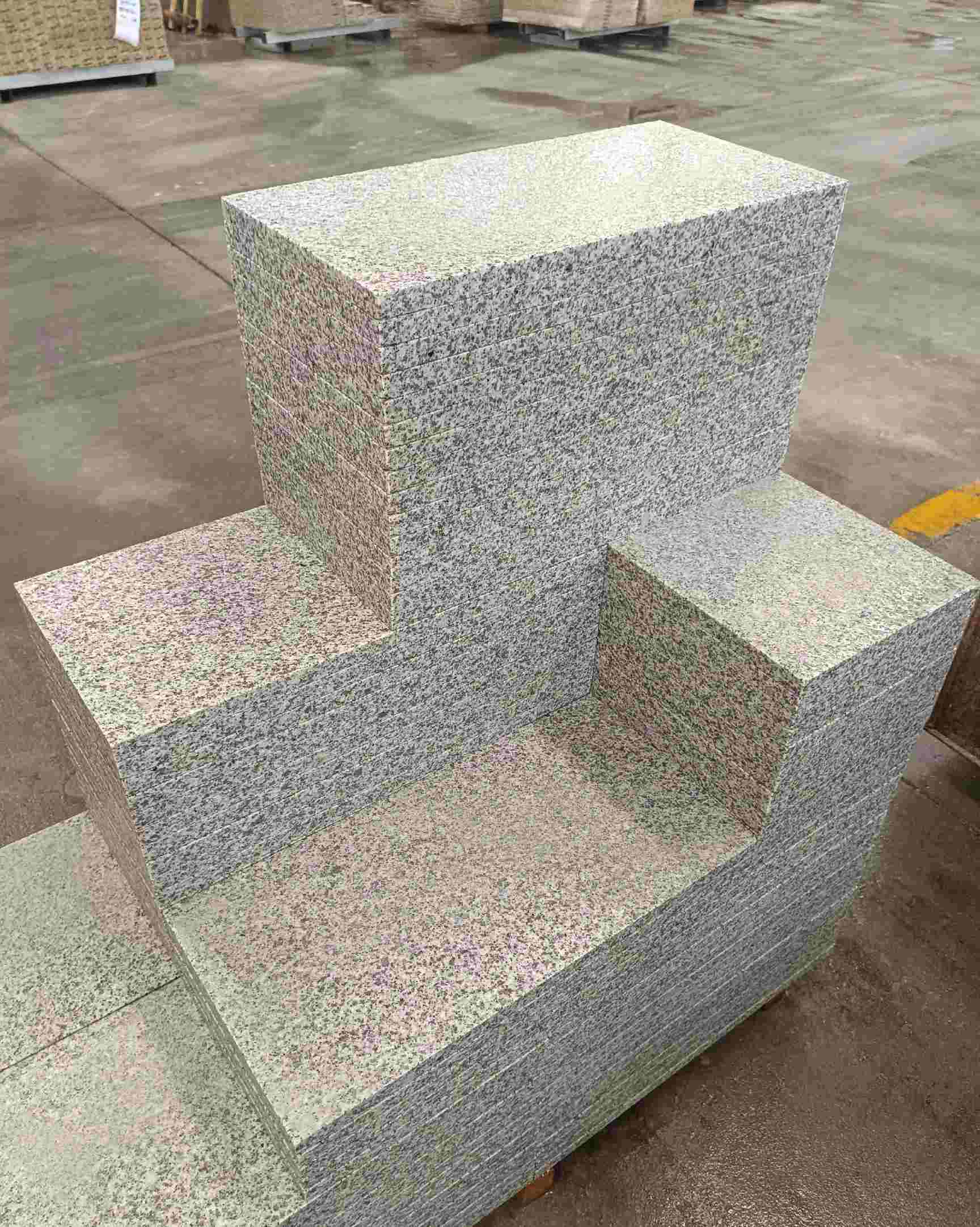 赤峰 白麻花岗岩荔枝面地铺石