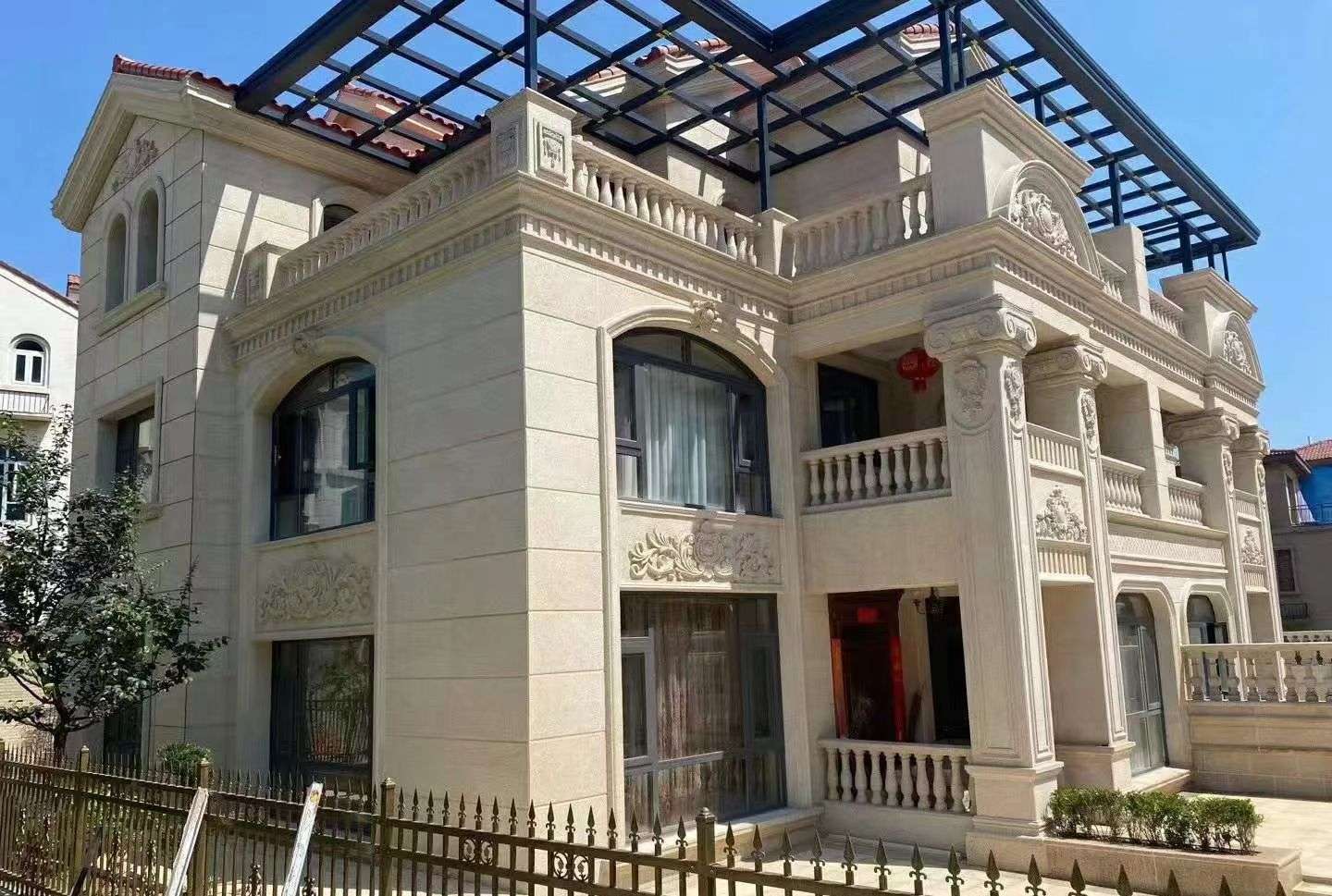 赤峰 黄金麻花岗岩荔枝面别墅外墙干挂