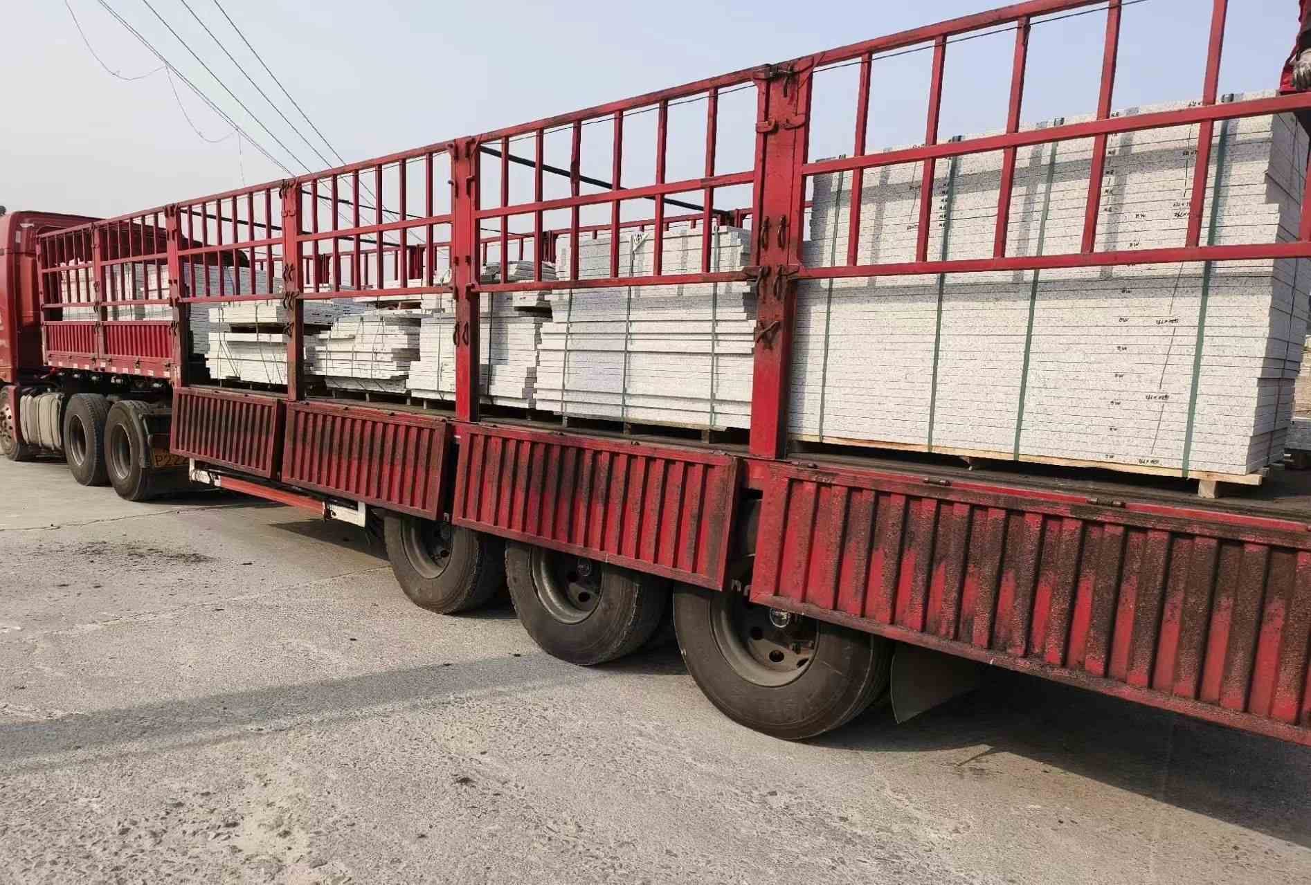 赤峰 白麻荔枝面外墙干挂，工厂装车日常